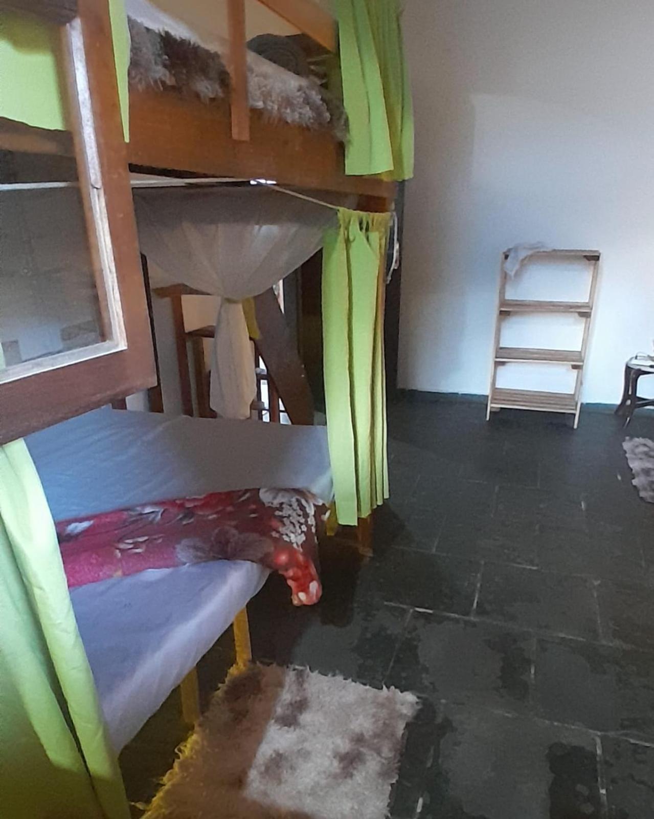 Hostel Em Itaipuacu Proximo A Praia E Terminal Da Rua 01 Marica Ngoại thất bức ảnh