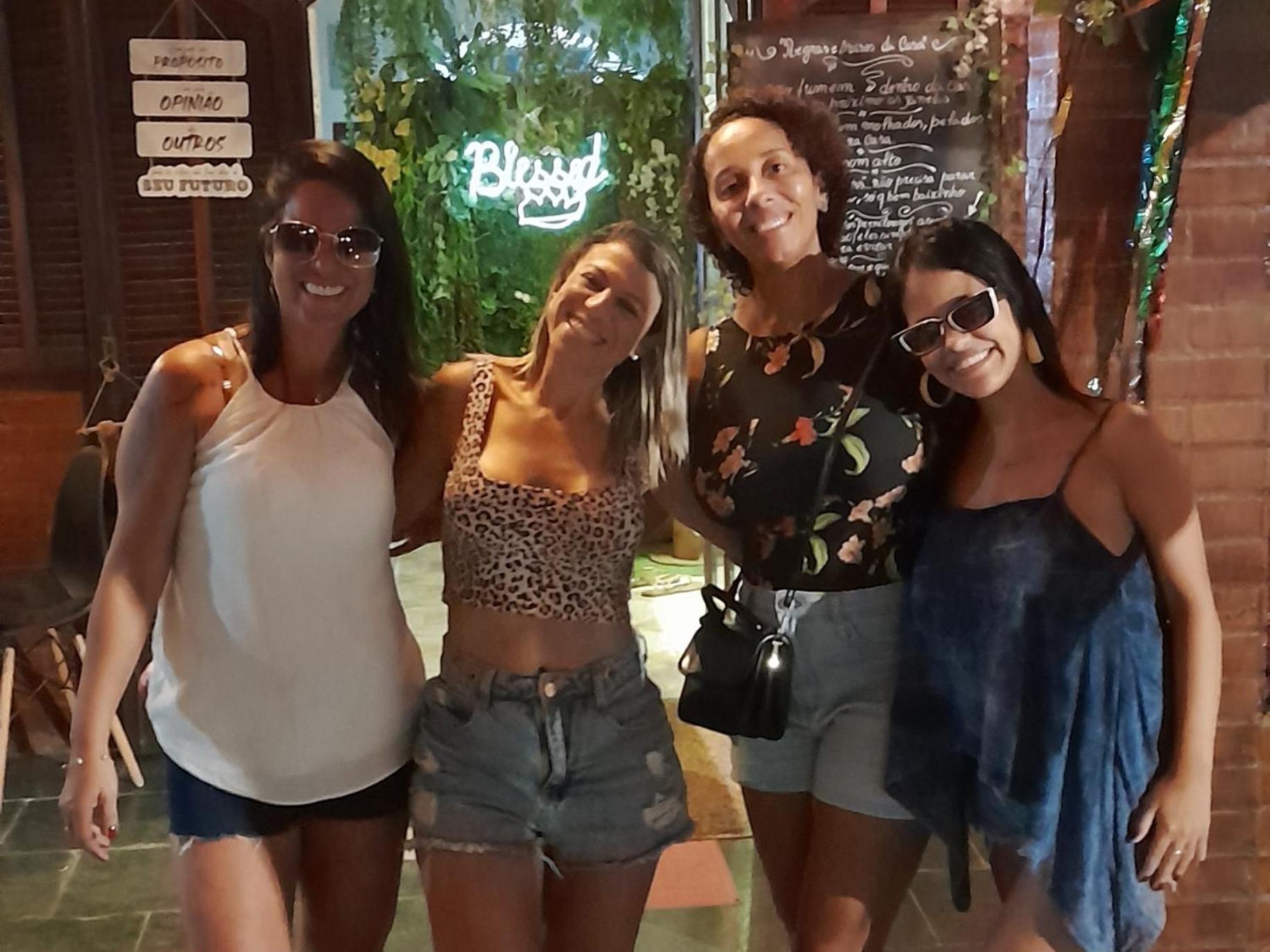 Hostel Em Itaipuacu Proximo A Praia E Terminal Da Rua 01 Marica Ngoại thất bức ảnh